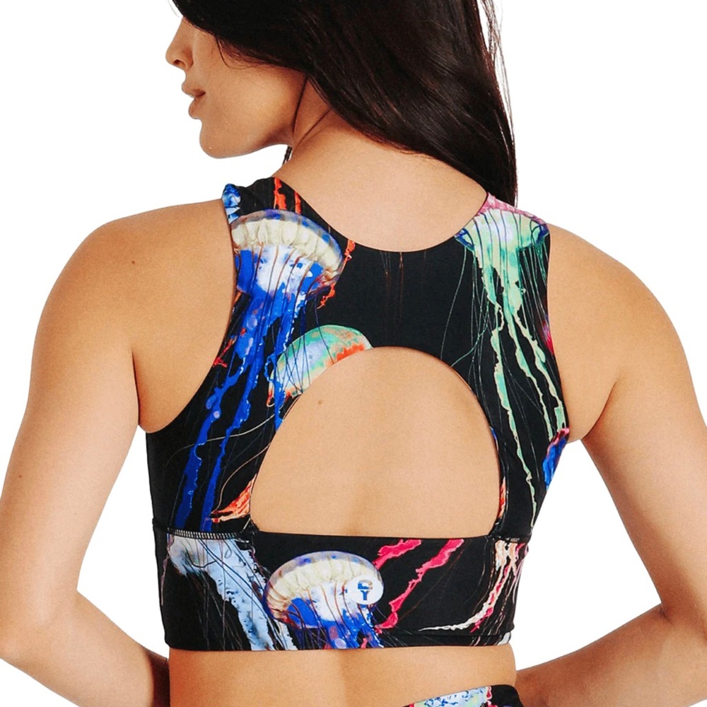 Yoga democracy Freerange sports top in Electric Flow, brand new with tags